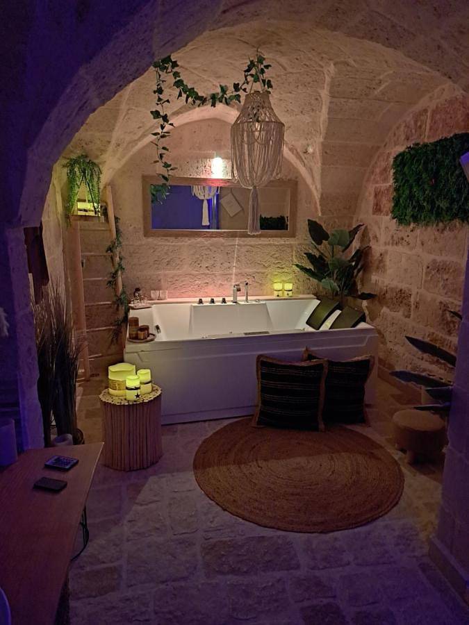 Chambre d’hôte pour 2 personnes, avec balcon et jacuzzi à Fasano - 2
