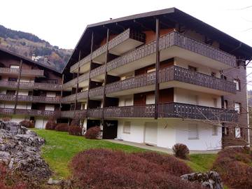 Gîte pour 5 personnes, avec jardin et balcon à Champéry