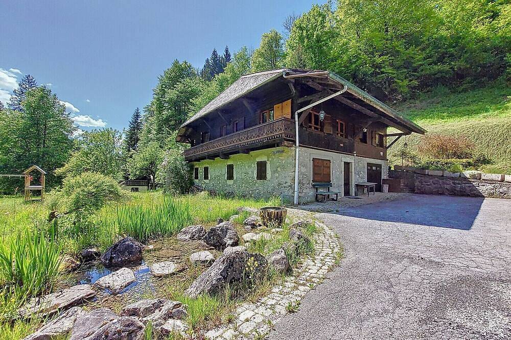 Apartment In Individual Chalet - Wifi Acces - 10 People - Chebourins in Montriond, Les Portes du Soleil