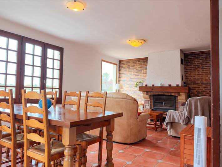 Entouré de Nature : Domaine Privé avec Maison, Lofts, Piscine, Étang pour Pêche, Terrasses et Confort Total in Bélâbre, Le Blanc und Umgebung