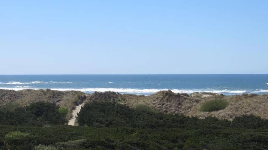 Vacation house for 6 people, with terrace, with pets in Oregon