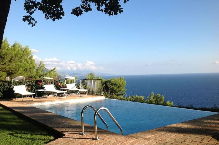 L'Oaks - Villa avec vue spectaculaire sur la mer et piscine in Maratea, Province de Potenza