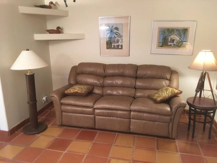 Vacation rental for 4 people, with yard and terrace in Palm Bay