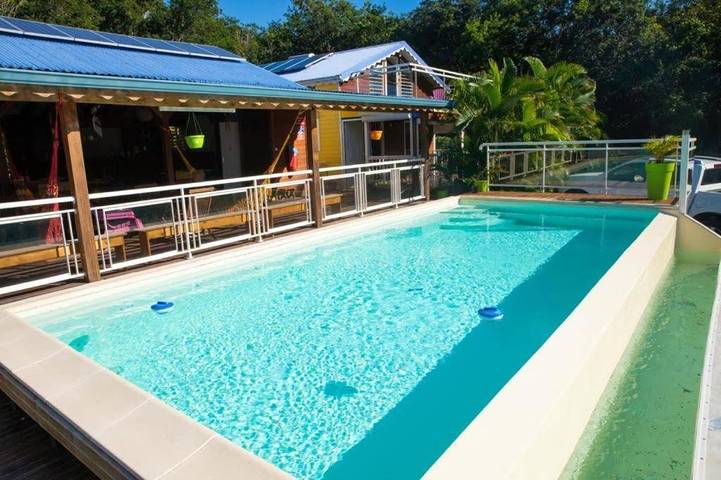 Location de vacances pour 24 personnes, avec piscine ainsi que vue et jardin, animaux acceptés dans Plage de Ferry - 2