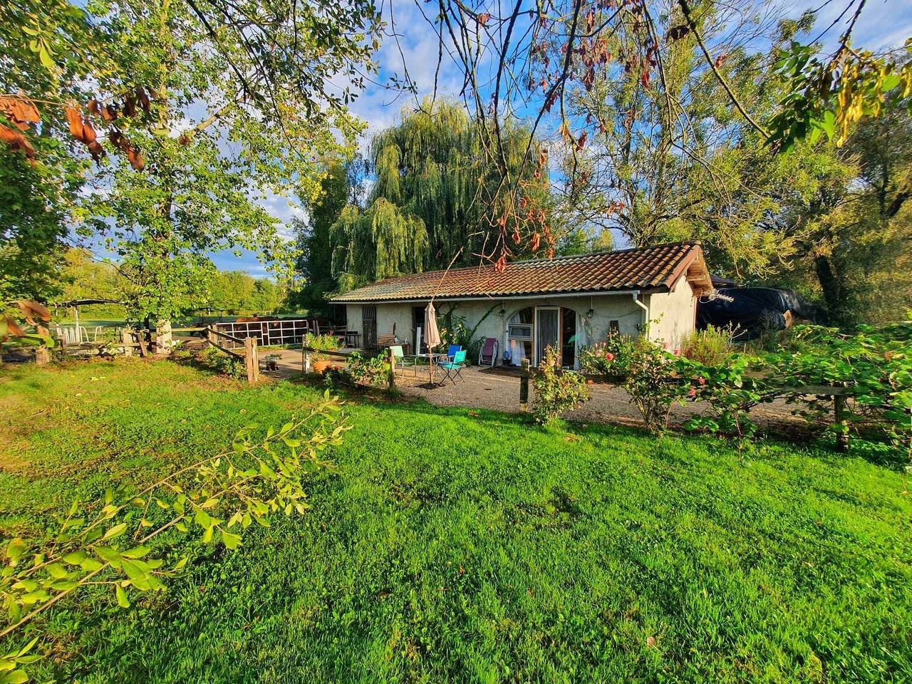 Espace nature in Sainte-Olive, Région de Bourg-en-Bresse