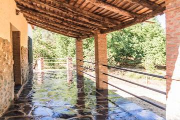 Casa rural para 4 personas, con piscina además de jardín y terraza en Sierra de Aracena y Picos de Aroche