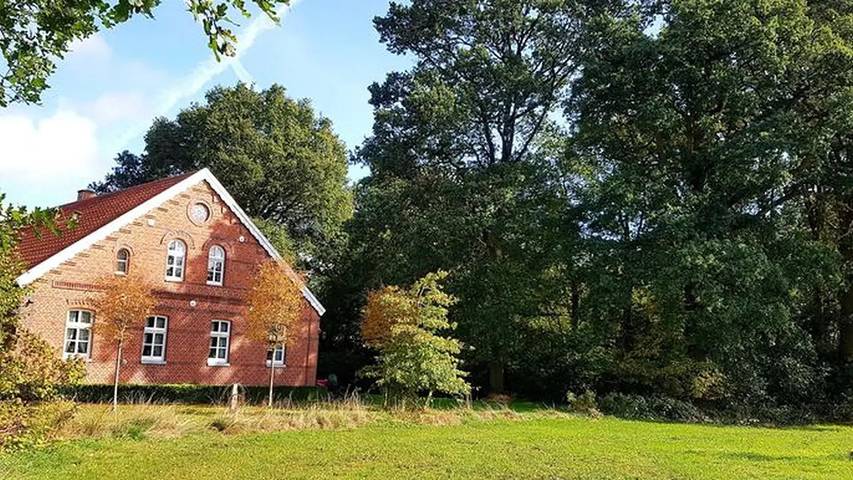 Ferienhaus für 10 Personen, mit Terrasse und Garten sowie Sauna in Uplengen - 2