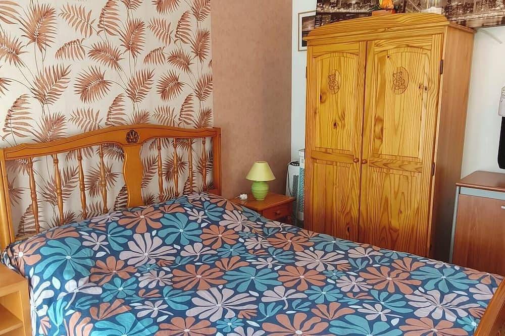 Appartement entier, Cocon très calme proche du centre historique in Fréjus, Côte méditerranéenne (France)