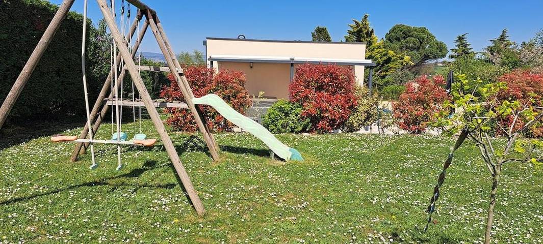 Location de vacances pour 4 personnes, avec jardin et vue à Chatuzange-le-Goubet - 4