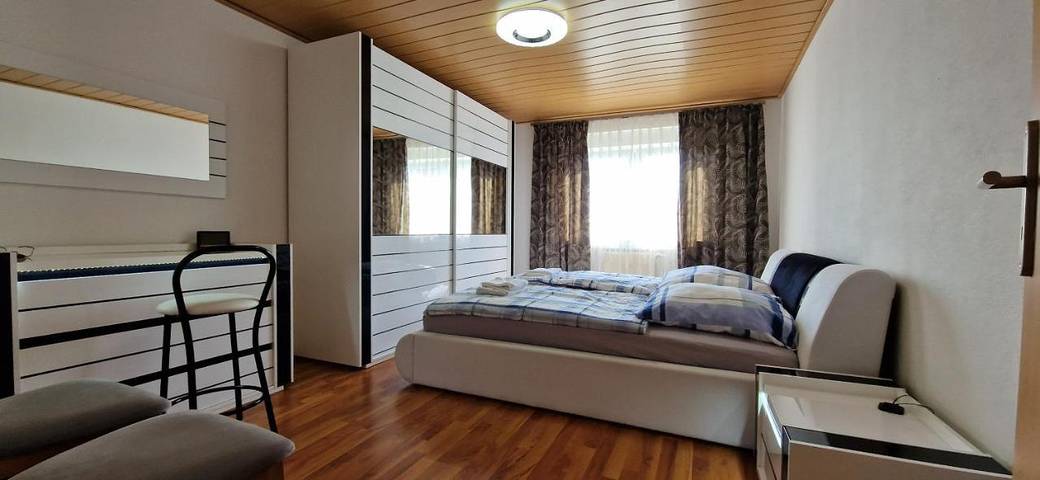 Ferienwohnung für 7 Personen, mit Balkon und Ausblick in Bad Rappenau - 4