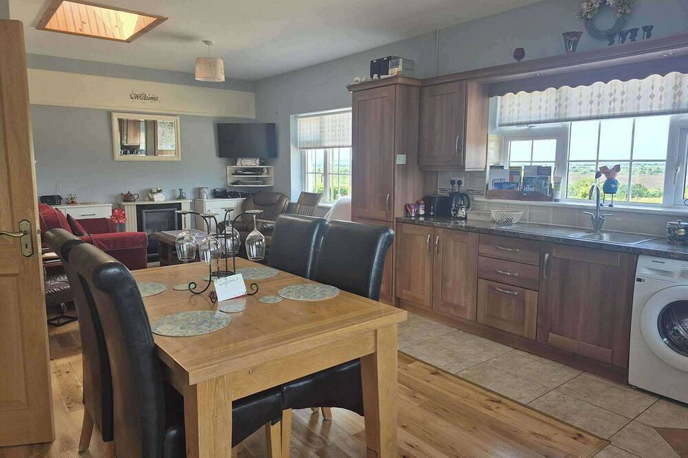 Nora's Cottage Mullagh, Kells - Sleeps 5 in County Cavan