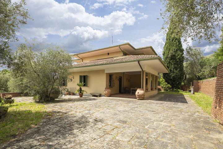Villa per 6 persone, con giardino e balcone, con animali domestici a Monsummano Terme