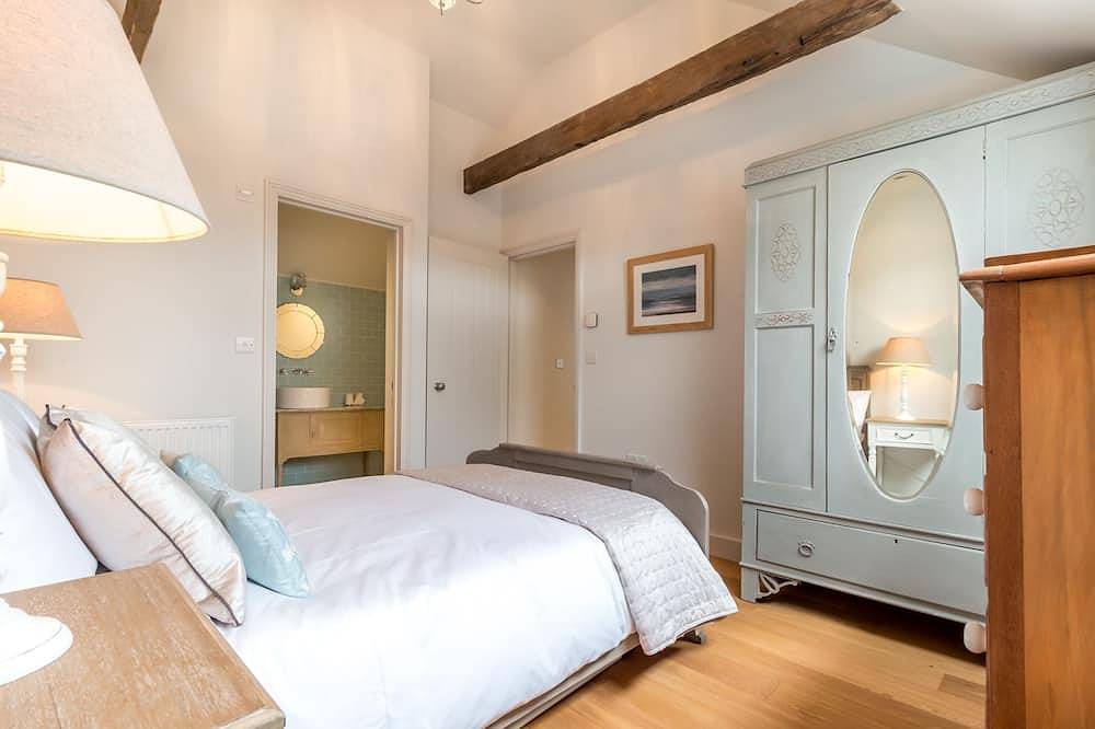 2-bedroom dog friendly cottage located in Braunton, within easy reach of the beach. in Braunton, Devon