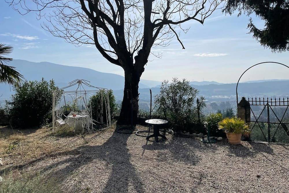 Ganze Wohnung, Dimora Borgo Gaon - Casa Elios in Caprino Veronese, Gardasee-Berge