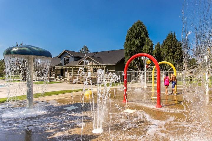 Vacation house for 6 people, with pets in Oregon