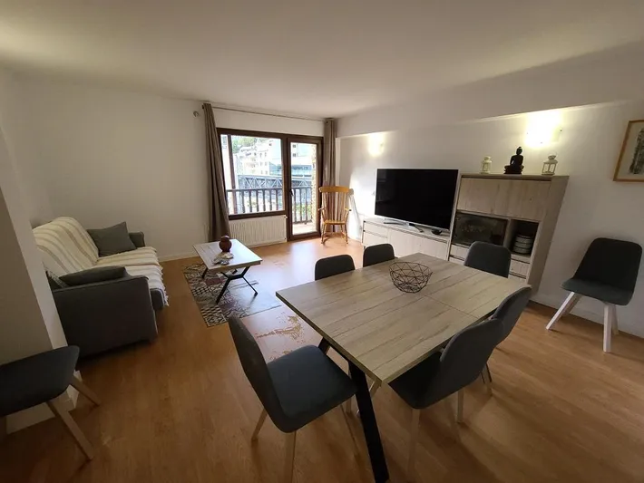 Ferienwohnung für 8 Personen, mit Balkon - 1
