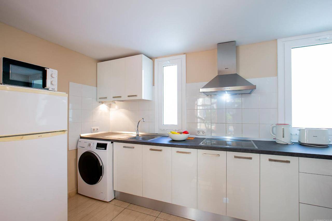Ganze Wohnung, One-Bedroom Apartment in Playa de Troya, Adeje