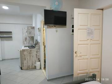 Apartment for 4 People in Αχλάδα, North Crete, Photo 2