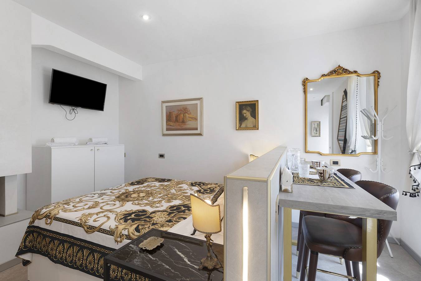 Monolocale intero, Monolocale 'Amasia 3' con Wi-Fi e aria condizionata in Centro Storico di Verona, Verona