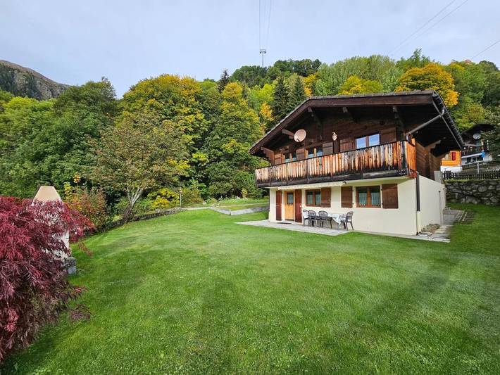 Ferienwohnung für 4 Personen, mit Terrasse und Ausblick in Blatten Bei Naters