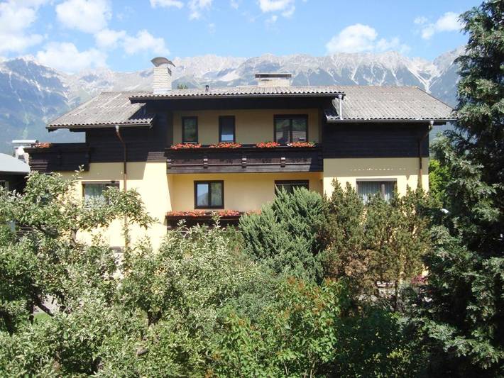 Maison d’hôte pour 2 personnes, avec Balcon et Terrasse ainsi que Jardin et Vue à Innsbruck
