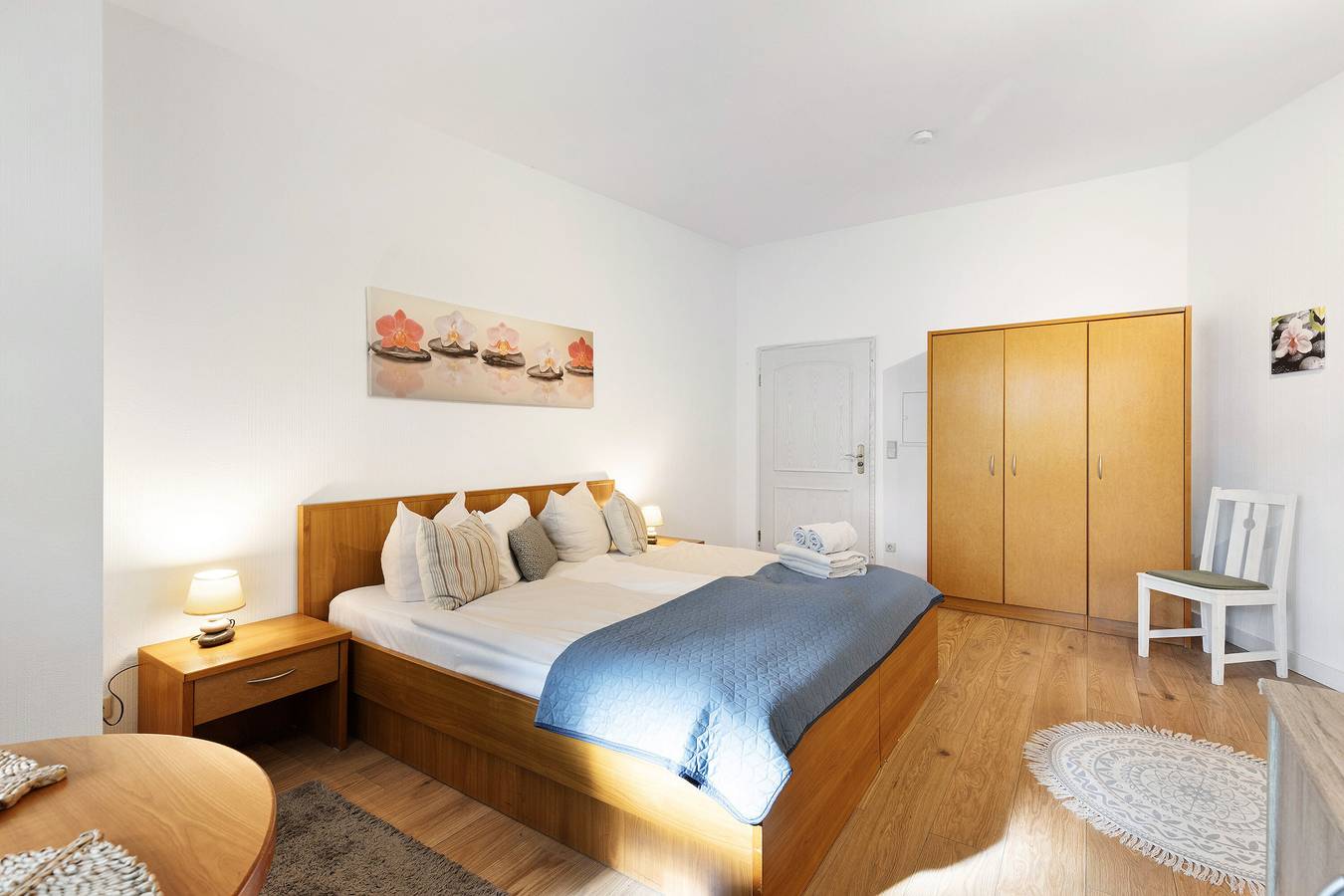 Estudio entero, Apartamento en el hotel 'Albrechtshof Premium Zimmer 1' con terraza compartida y wifi in Potsdam, Mittelmark