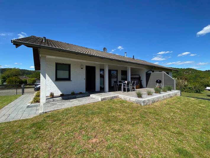 Ferienhaus für 4 Personen, mit Terrasse und Garten am Edersee