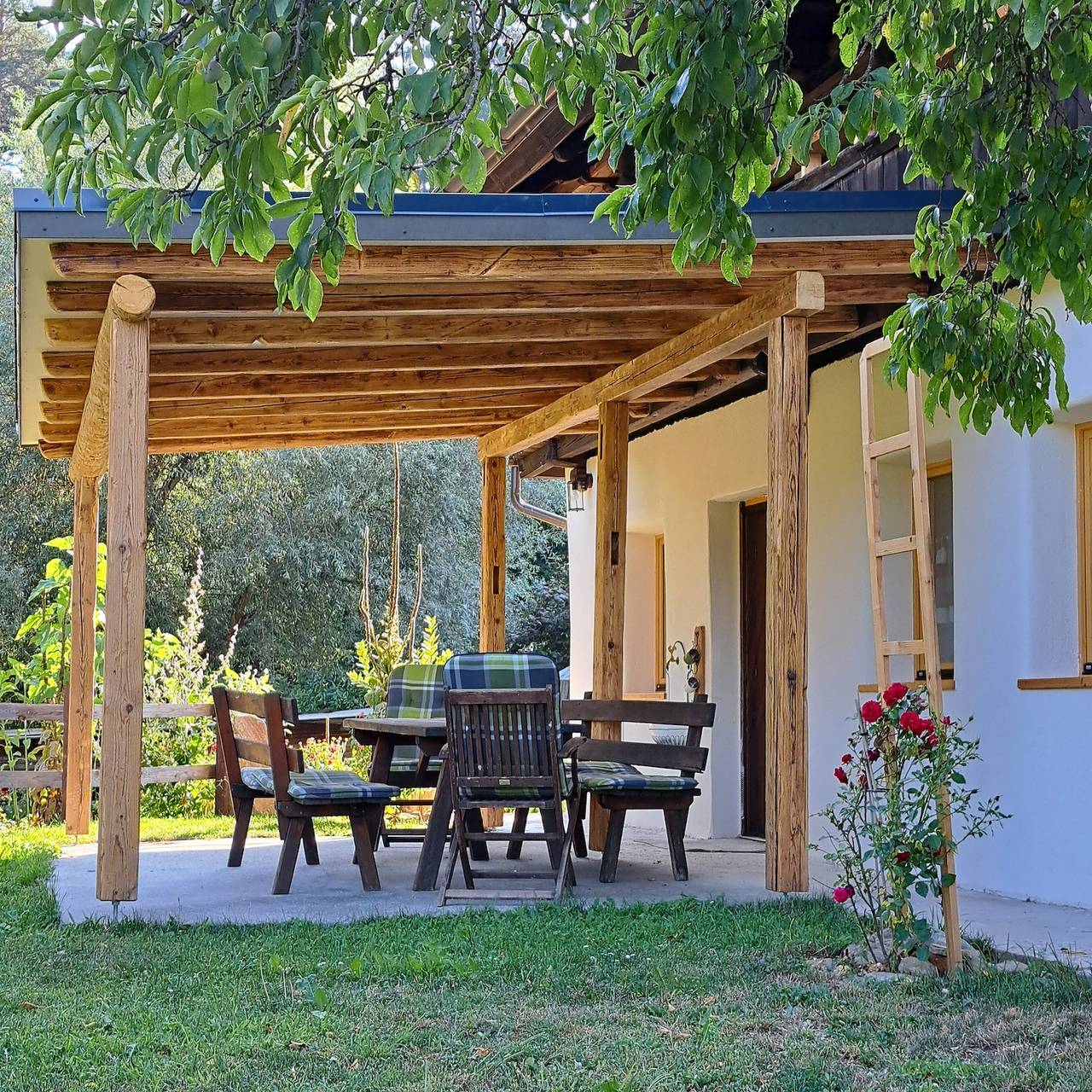 Ferienhaus 'Hisel-Haus'  in ländlicher Gegend, privater Terrasse und Wlan in Karl (Techelsberg), Techelsberg am Wörther See