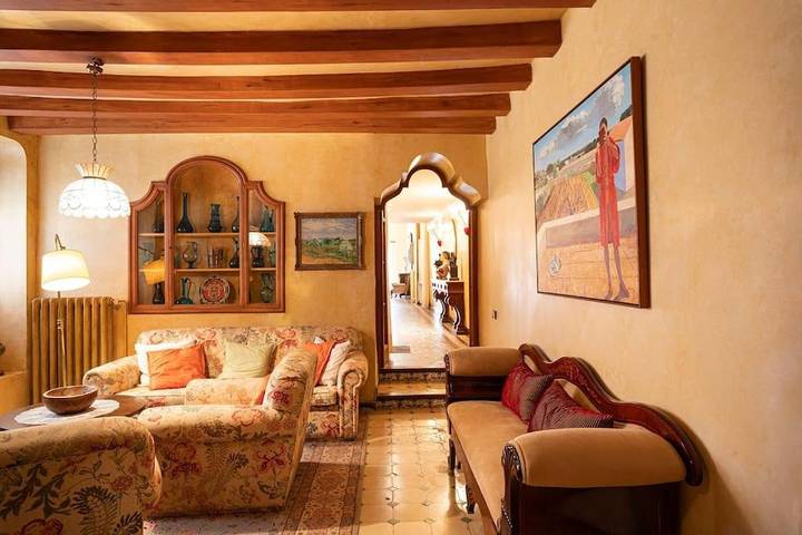 Chalet para 12 personas, con vistas además de jardín y piscina, Se admiten mascotas en Anoia (España) - 3