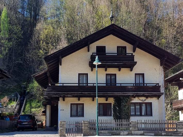Ferienhaus für 10 Personen, mit Terrasse und Garten, mit Haustier