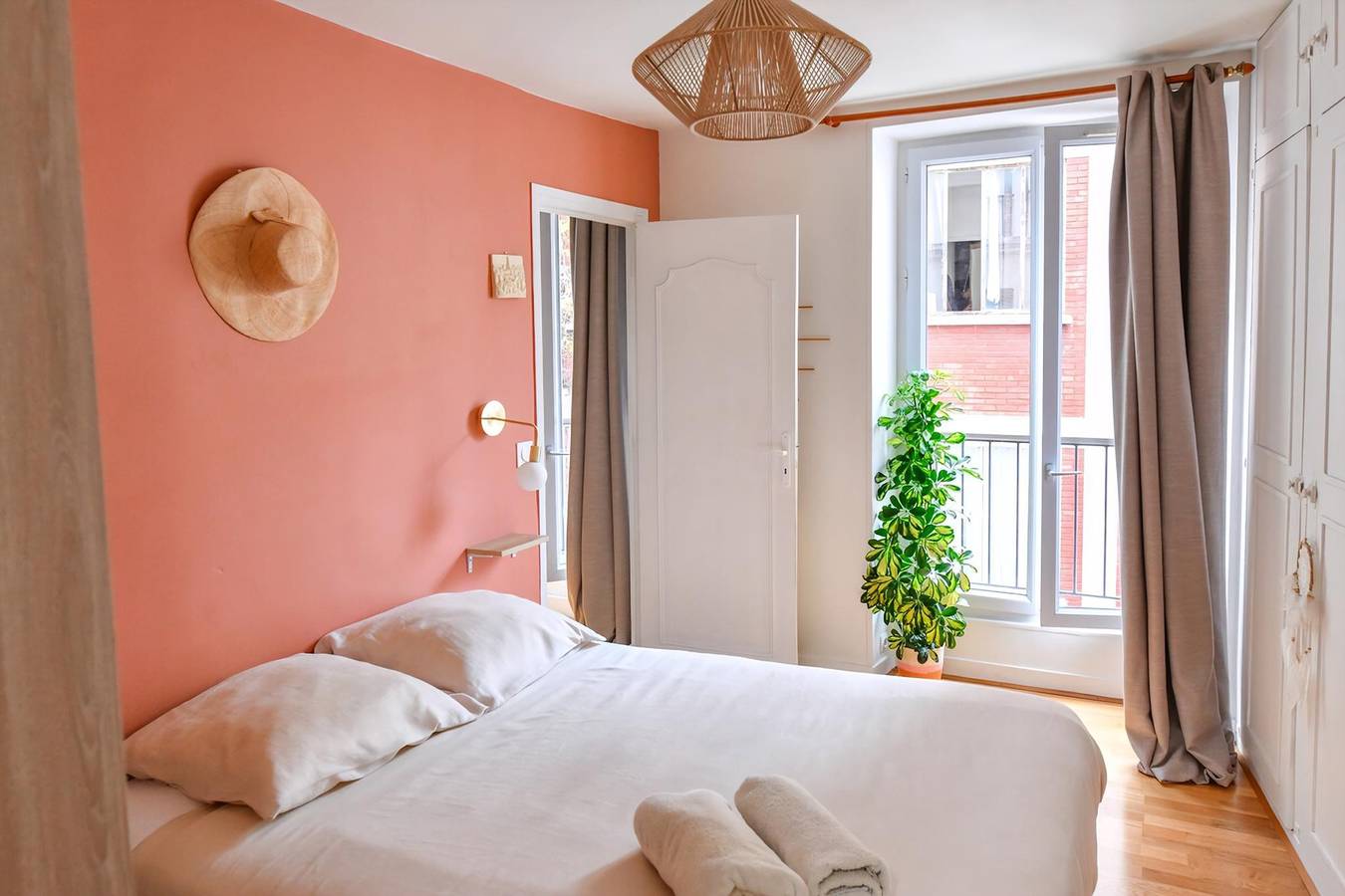 Ganze Wohnung, Beverage & Food Paris spots in Paris, Ile de France