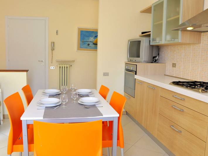 Ferienhaus für 4 Personen, mit Pool und Balkon sowie Garten in Lazise - 4