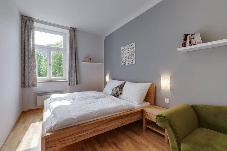 Ganze Ferienwohnung, Herrenhaus am Erlaufsee - Fam. Wailand - Appartement See-Komfort mit Balkon in Sankt Sebastian, Mostviertel Region