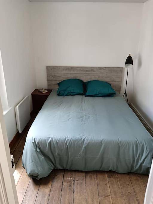Gîte pour 6 personnes, avec Terrasse dans Saint-Léger-des-Vignes - 3