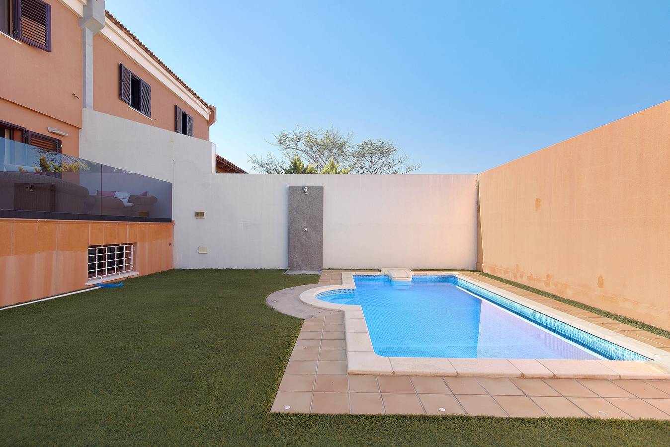 Maison de vacances "Chalet Vacacional El Agujero" avec vue sur mer, piscine privée et Wi-Fi. in El Agujero, Gáldar
