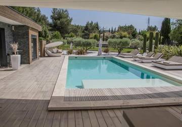 Chambre d’hôte pour 2 personnes, avec vue et jardin ainsi que piscine et sauna, animaux acceptés à Orgone