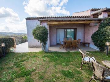 Villa pour 4 personnes, avec jardin et vue, animaux acceptés dans Costa Smeralda