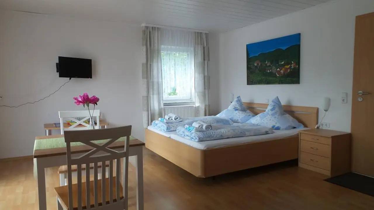 Ganze Ferienwohnung, Ferienwohnung für 2 Personen (28 m²) in Schweigen-Rechtenbach in Schweigen-Rechtenbach, Südliche Weinstraße