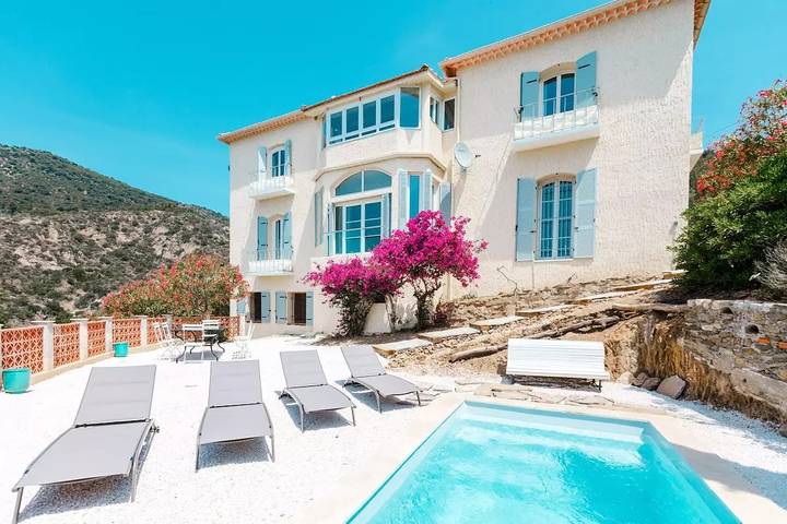 Location de vacances pour 10 personnes, avec piscine ainsi que jardin et vue dans Plage d'Aiguebelle - 3