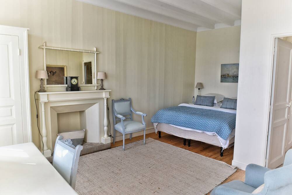 House \"henri Chardon\" , A travel on the sea ! in Barfleur, Cotentin