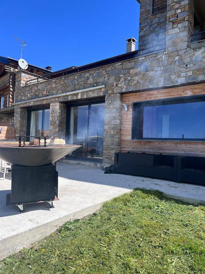 Gîte pour 6 personnes, avec jardin et jacuzzi à Eyne - 4