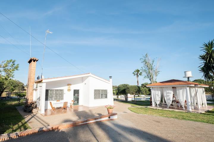 Casa rural para 8 personas, con jardín y piscina para niños en Sierra Norte de Sevilla - 2