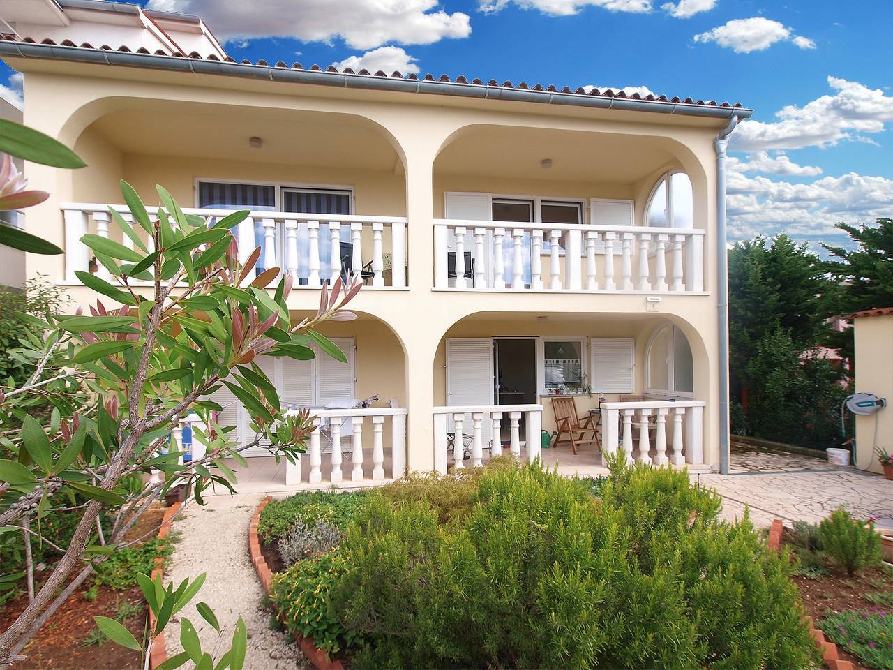 Appartement entier, Appartement de vacances pour 4 personnes avec terrasse in Banjole, Côte Sud d'Istrie