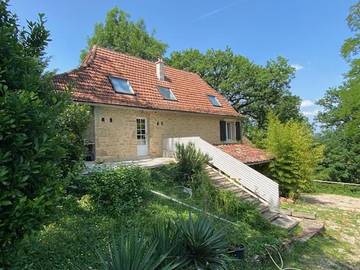 Gîte pour 6 personnes, avec jardin à Causse-et-Diège