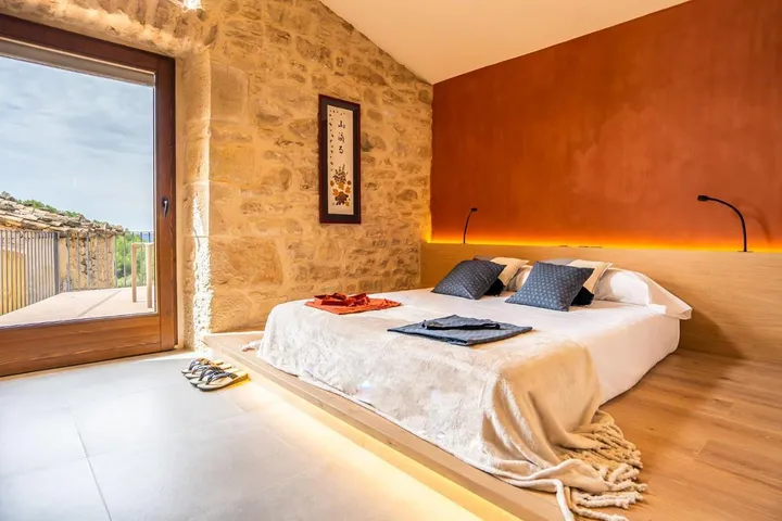 Hotel para 2 personas, con vistas además de jardín y piscina - 1