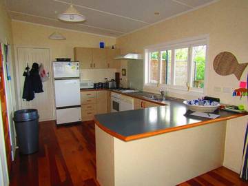 Holiday Home for 8 People in Taupo, Taupo District, Photo 2