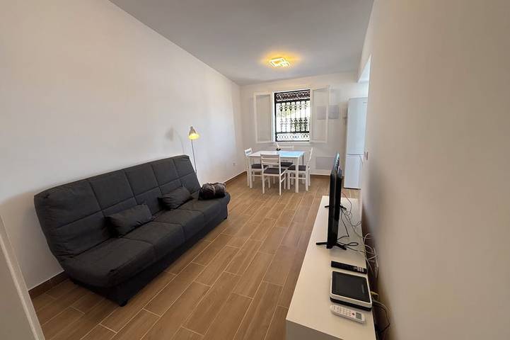 Marachas house, Jacuzzi, 4 people, Wifi, Nearby Beach in Tarajalejo, Tuineje