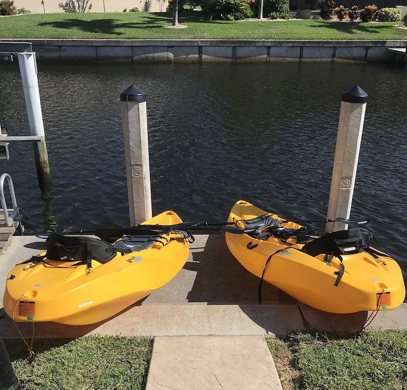 Kürzlich aktualisiertes Salzwasser-Poolhaus am Wasser; 1 Block vom Fischerdorf entfernt in Punta Gorda, Charlotte County