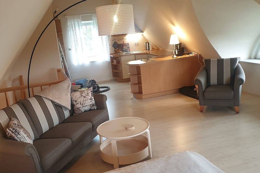 Ganze Wohnung, Ferienwohnung direkt am Deich in Wremen für 2 Personen in Wremen, Cuxland