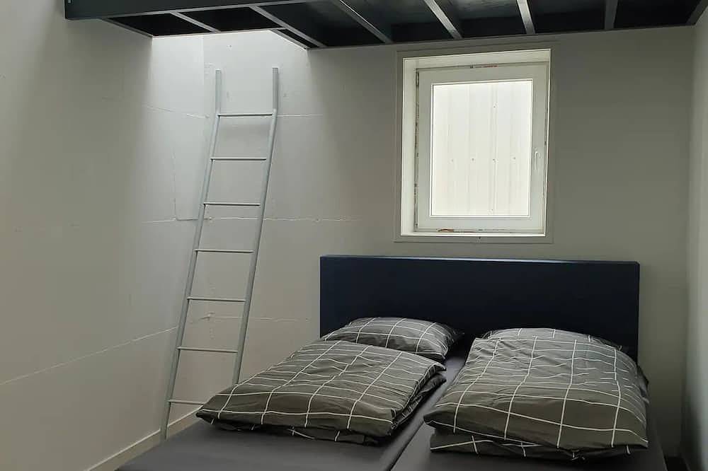 Perfect for Groups and Families with private rooftop near Amsterdam Center in Amsterdam-Nord, Holländische Küste
